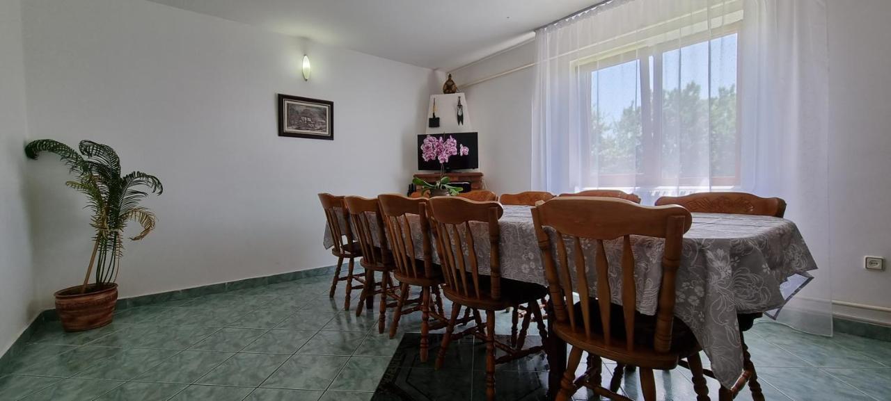 Pensiunea Miraj Polovragi Extérieur photo